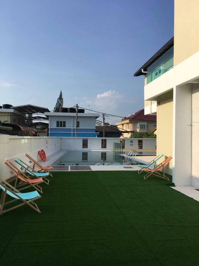 Sunshine Lodge Kuantan Bagian luar foto