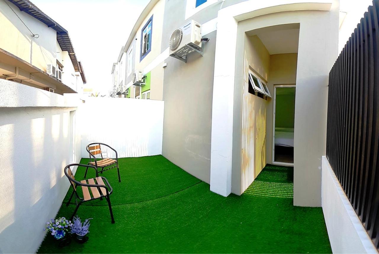 Sunshine Lodge Kuantan Bagian luar foto